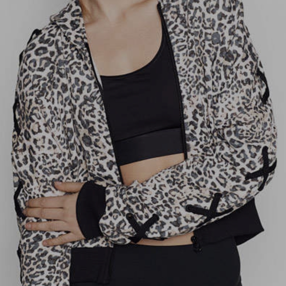Victoria's Secret Sport Leopard Zip Front Hoodie - Picture 8 of 9